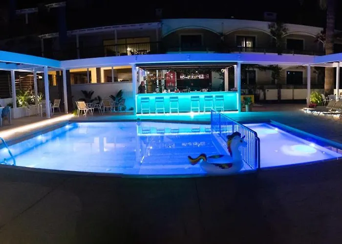 Trefon Hotel Apartments And Family Suites