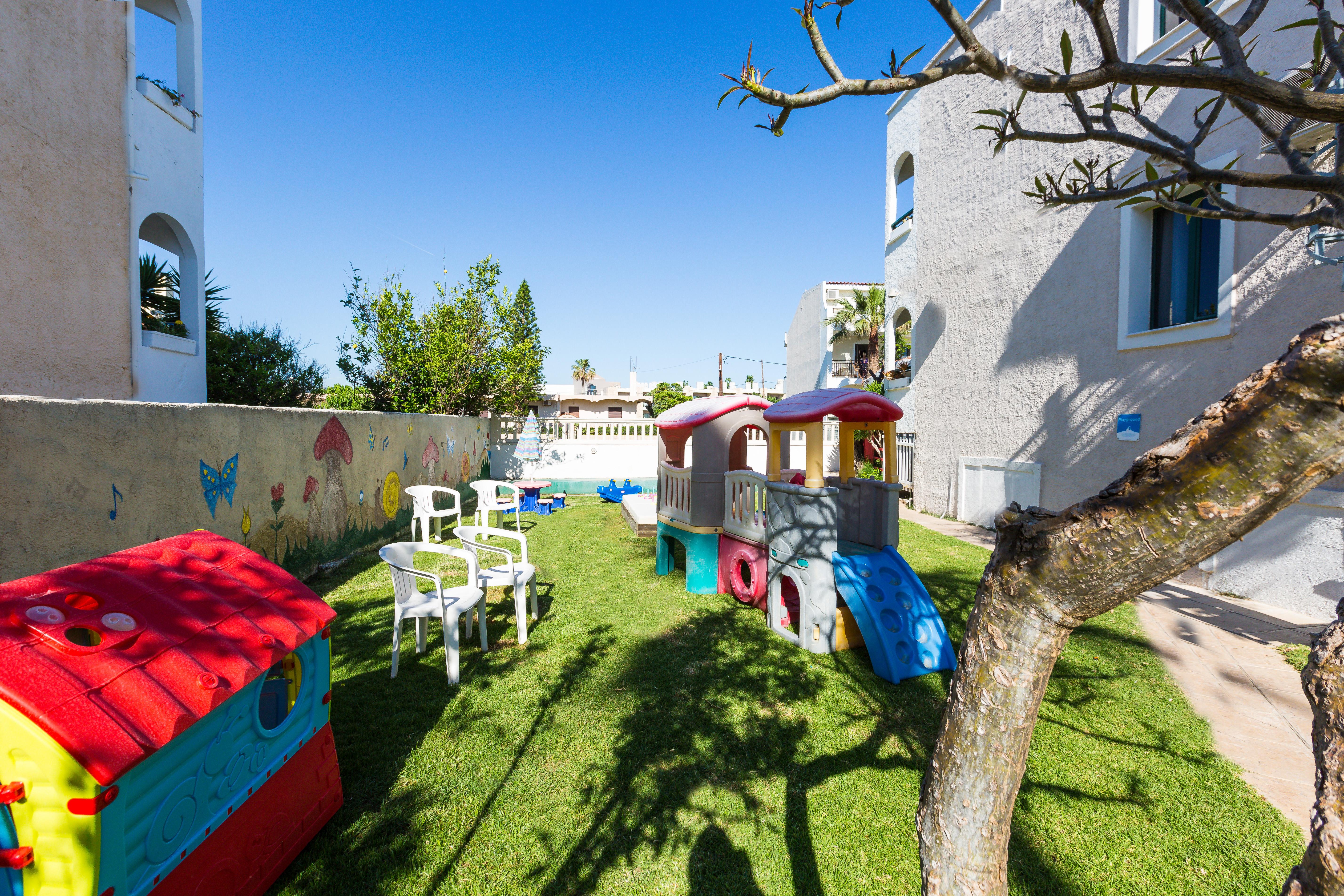 Aparthotel Trefon And Family 3*