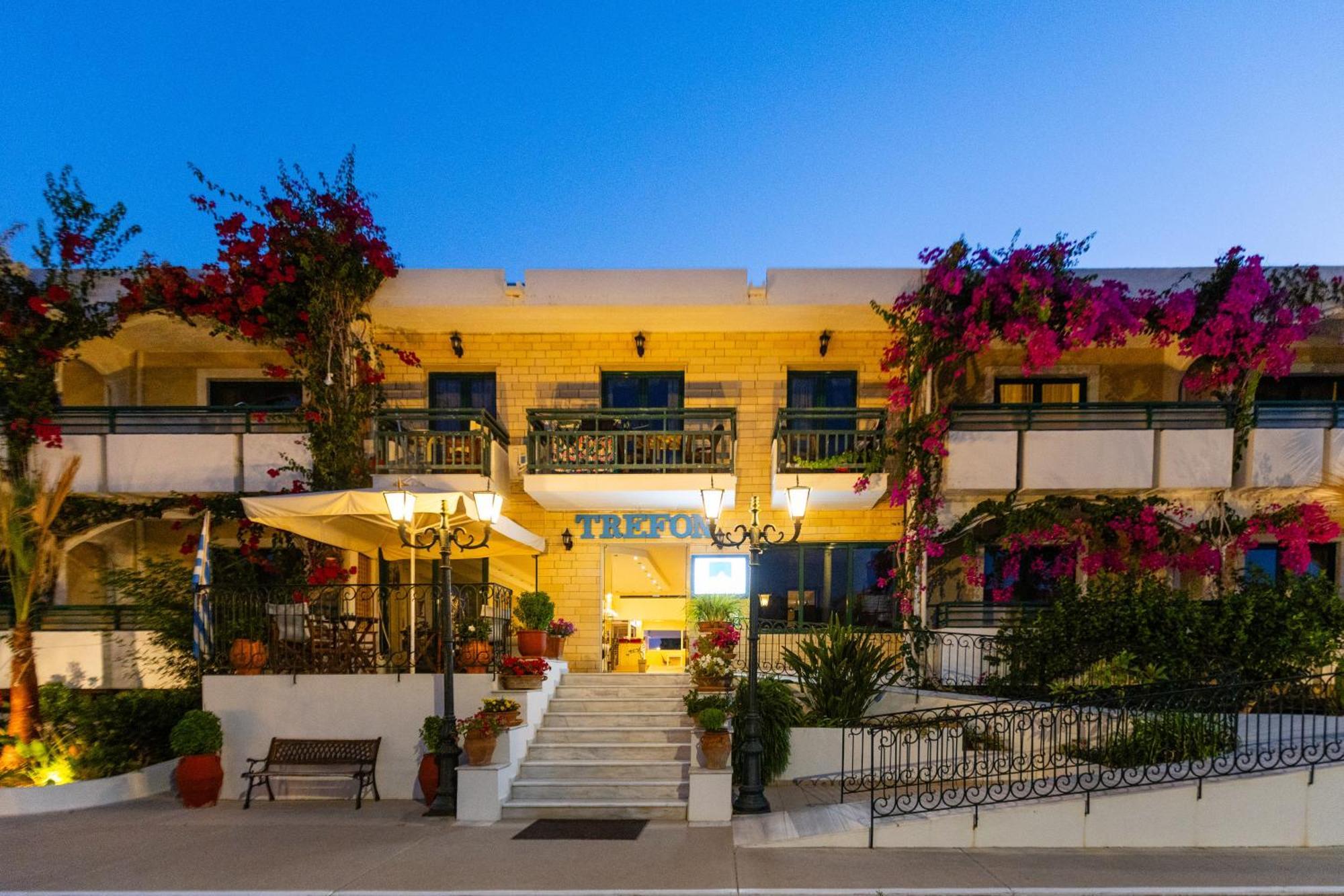 Trefon And Family Aparthotel 3*
